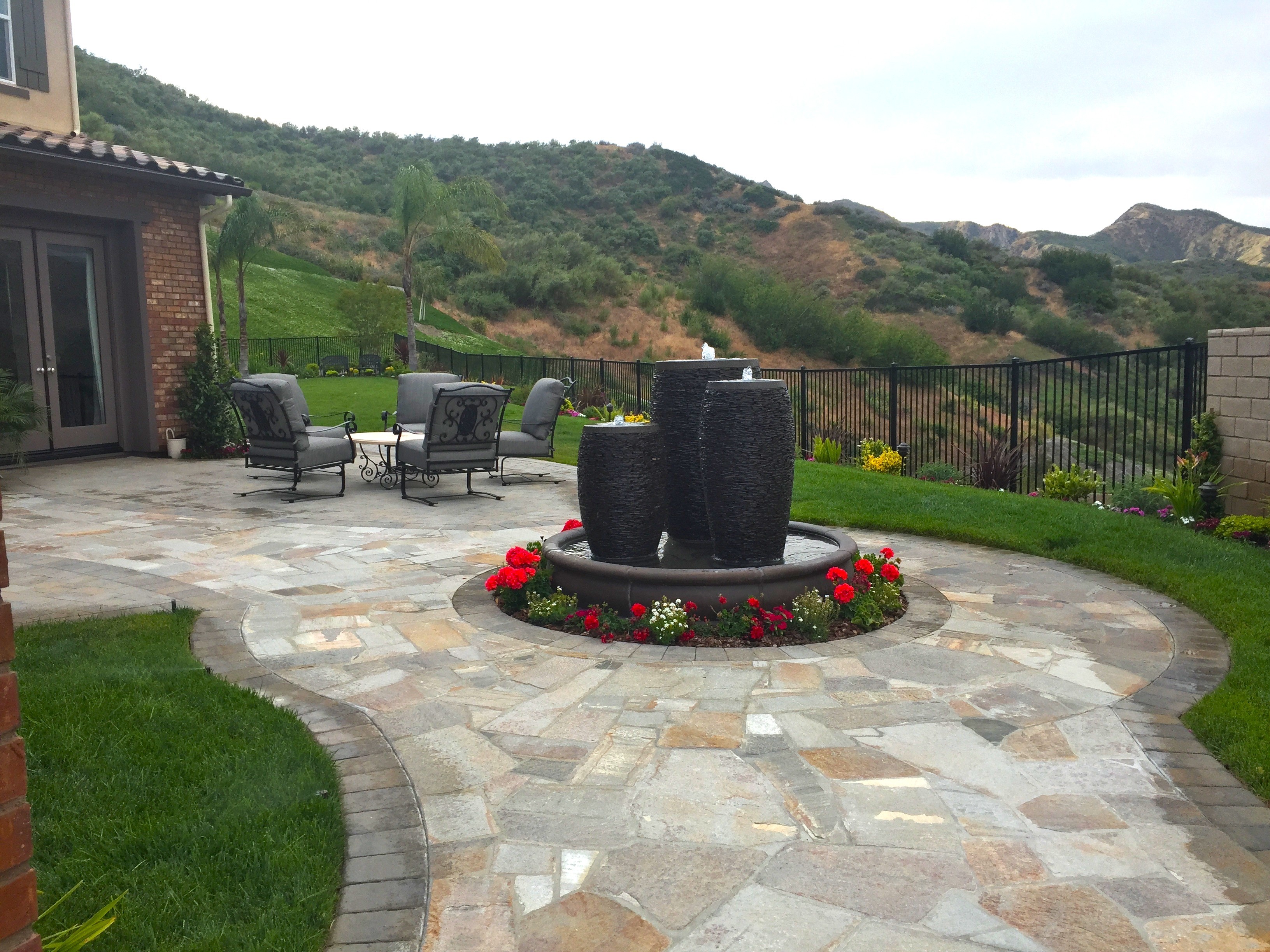 Modern landscaped garden showcasing professional outdoor design.